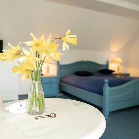 Boutique Hotel Gut Tribbevitz Neuenkirchen auf Rugen Exterior foto