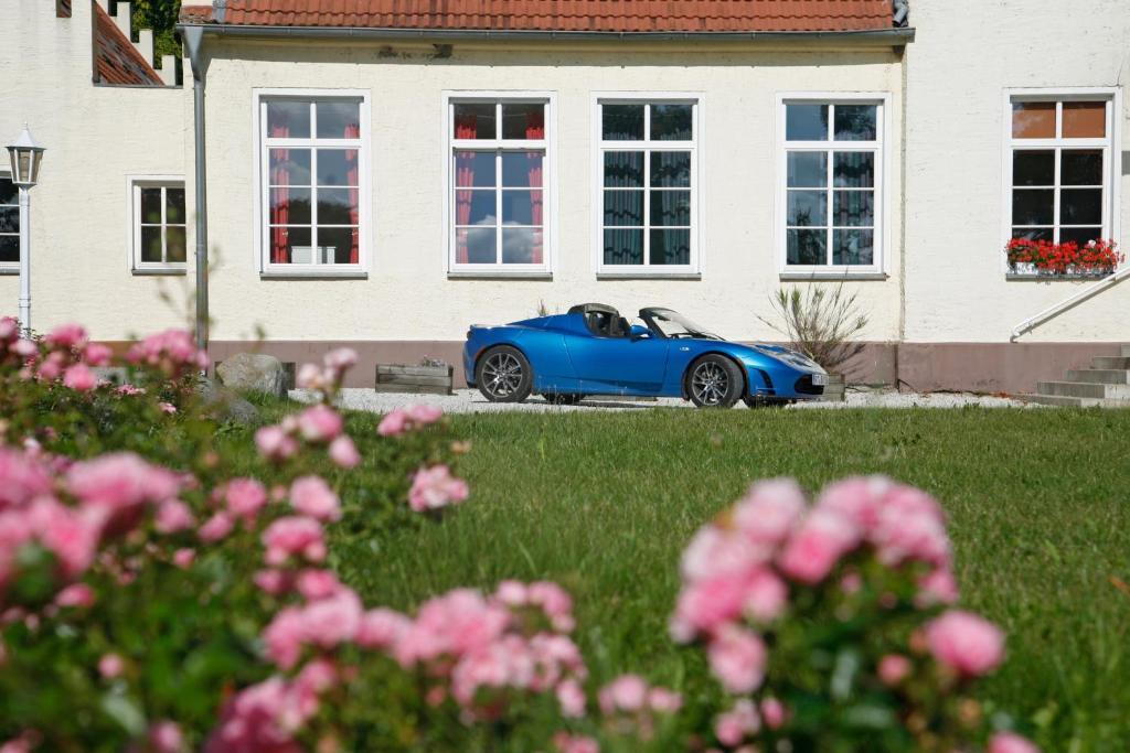 Boutique Hotel Gut Tribbevitz Neuenkirchen auf Rugen Exterior foto